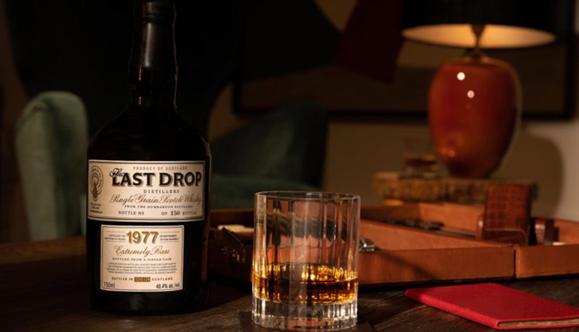 The-Last-Drop-Distillers-1977-Dumbarton