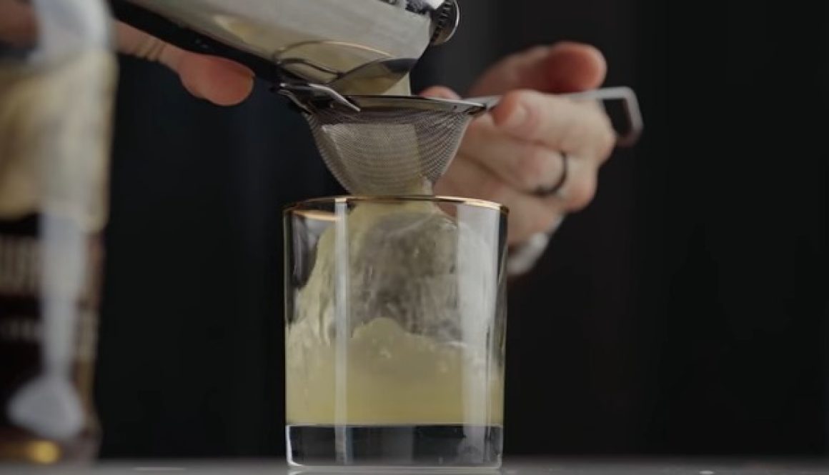 EASY WHISKEY COCKTAIL RECIPES(0)