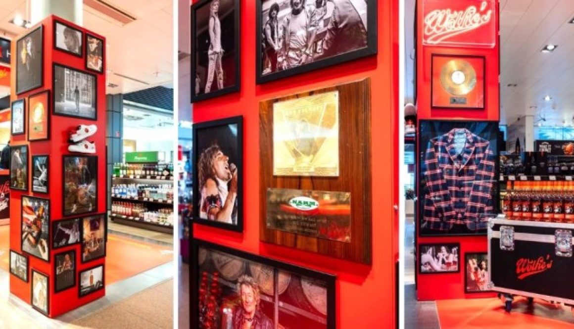 a Wolfies-at-Hamburg-Airport